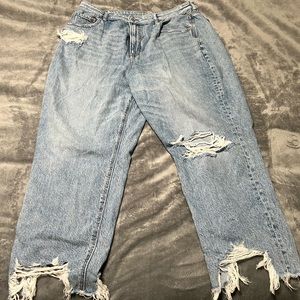 American eagle Highest rise mom jean